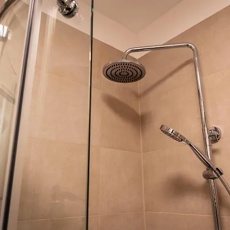 Pansion Risnjak 크르니 루그