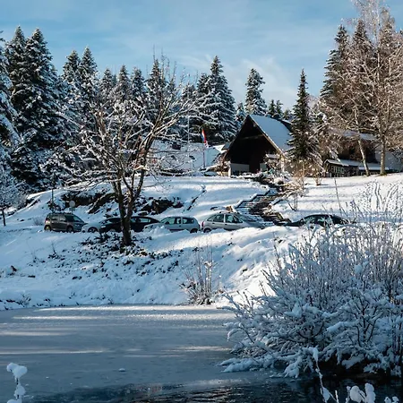 Pansion Risnjak 크르니 루그