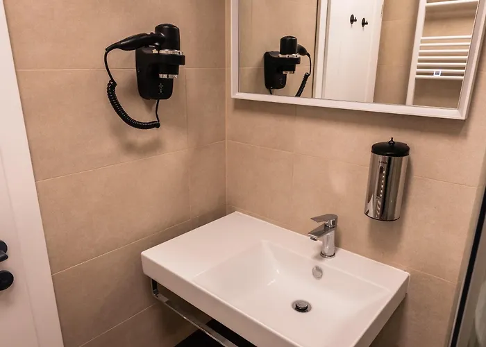 Pansion Risnjak ホテル