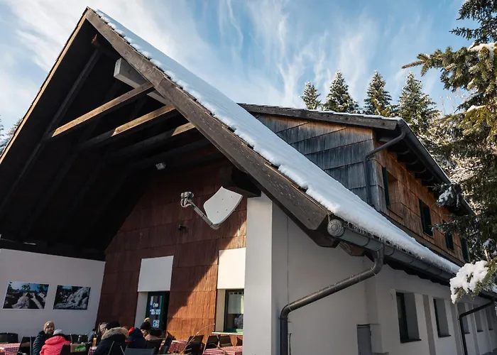 Hotel Pansion Risnjak