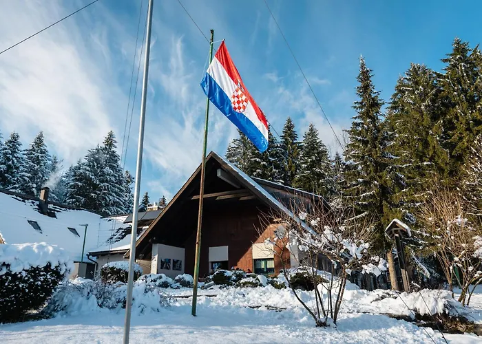 ホテル Pansion Risnjak スリ・ルー